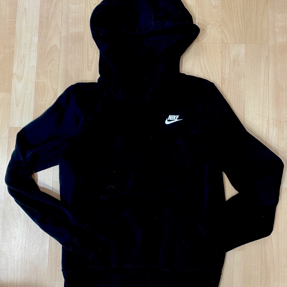 Nike sweatshirt